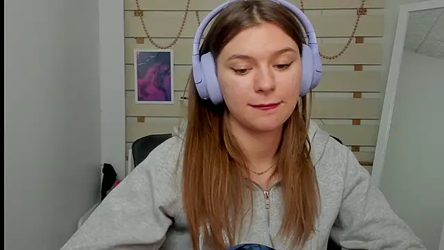 Josephine Kiss online show from February 25, 3:49 pm