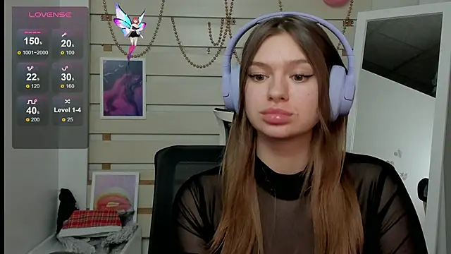 Josephine Kiss online show from March 9, 5:06 pm