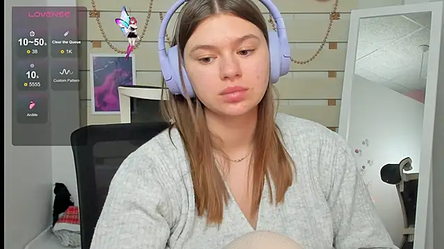 Josephine Kiss online show from March 20, 1:37 pm