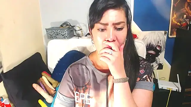 Snapshot of luisahott chatting on December 16, 8:25 pm luisahott online show from December 16, 8:25 pm