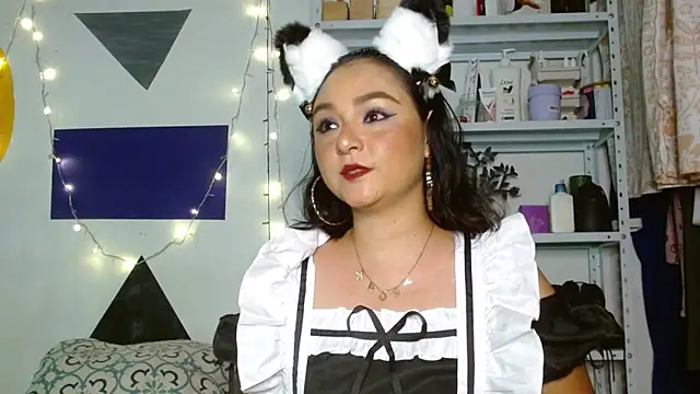 Snapshot of Kaory_32 chatting on October 31, 5:08 am Kaory 32 online show from October 31, 5:08 am