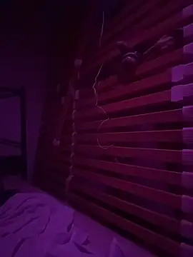 TweakyDude online show from April 18, 1:31 am