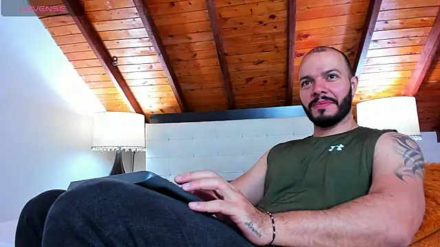 Tom Bailey online show from September 12, 12:16 pm