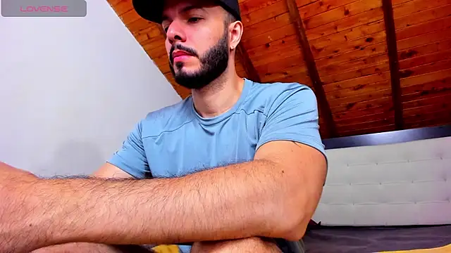 Tom Bailey online show from April 7, 12:49 pm