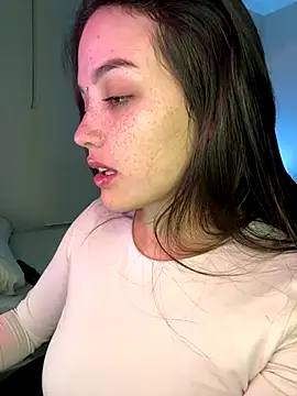 MisFrekcles  online show from December 6, 8:59 am