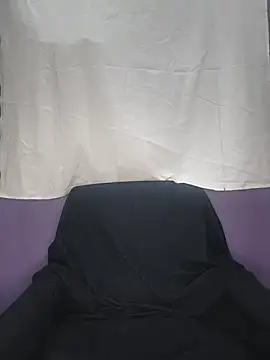 Snapshot of priya__angel chatting on October 17, 4:26 am priya  angel online show from October 17, 4:26 am