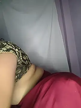 Snapshot of priya__angel chatting on November 25, 4:29 pm priya angel online show from November 25, 4:29 pm