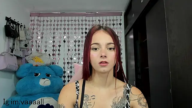 lucyy tay online show from February 13, 9:49 pm