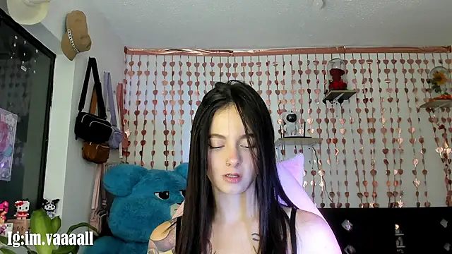 lucyy tay online show from September 10, 9:09 am