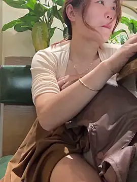 Emily 9xx online show from March 18, 8:47 am