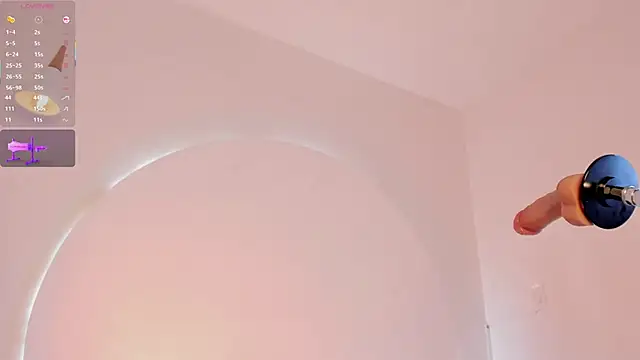 AllisonRoberts  online show from November 20, 11:32 am