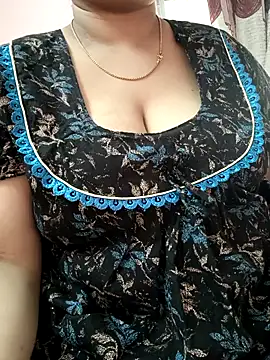 cuteyqueen online show from January 12, 9:25 am