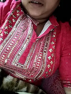 cuteyqueen online show from January 15, 8:52 am