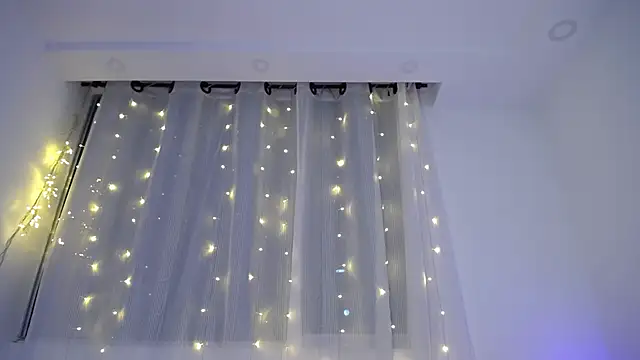 Snapshot of jesiicarabiit11 chatting on December 11, 9:52 am jesiicarabiit11 online show from December 11, 9:52 am