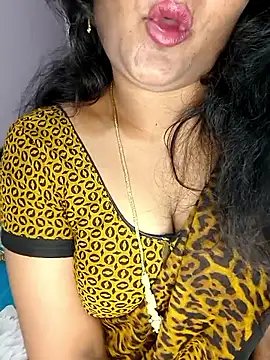 louise92 online show from March 28, 9:53 am