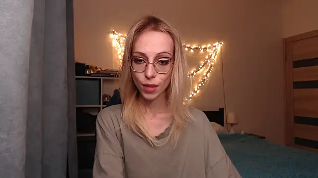 amber quell here online show from February 14, 2:12 pm