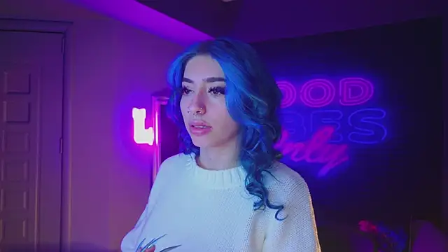 Snapshot of AriaVoss chatting on December 29, 8:26 pm AriaVoss online show from December 29, 8:26 pm