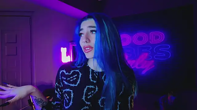 Snapshot of AriaVoss chatting on January 28, 8:47 pm AriaVoss online show from January 28, 8:47 pm