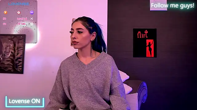 Snapshot of AriaVoss chatting on September 26, 8:35 pm AriaVoss online show from September 26, 8:35 pm