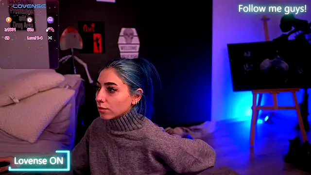 Snapshot of AriaVoss chatting on October 20, 9:59 pm AriaVoss online show from October 20, 9:59 pm