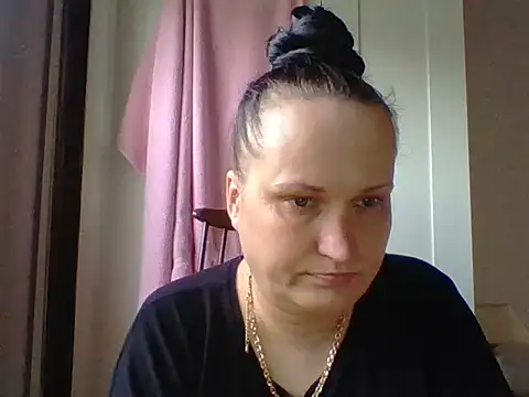 Snapshot of _squirty_cum_lady_ chatting on February 21, 3:54 pm squirty cum lady online show from February 21, 3:54 pm