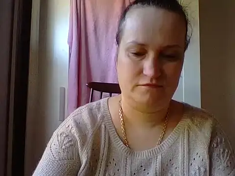 Snapshot of _squirty_cum_lady_ chatting on March 3, 8:27 am squirty cum lady online show from March 3, 8:27 am