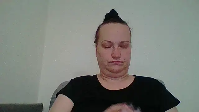Snapshot of _squirty_cum_lady_ chatting on October 7, 3:36 am squirty cum lady online show from October 7, 3:36 am