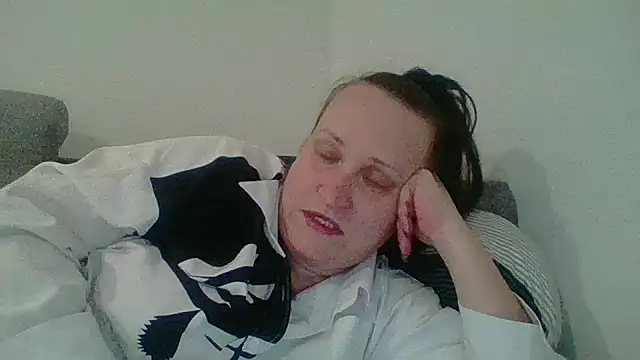 Snapshot of _squirty_cum_lady_ chatting on November 22, 6:51 pm squirty cum lady online show from November 22, 6:51 pm