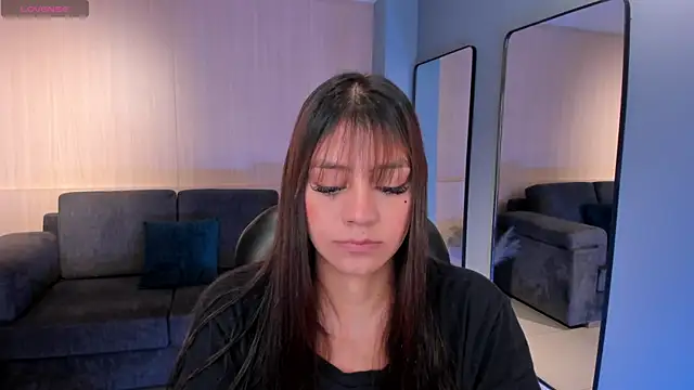 Snapshot of AllyJensen chatting on February 24, 10:48 am AllyJensen online show from February 24, 10:48 am