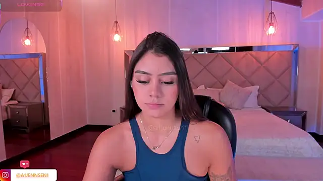 Snapshot of AllyJensen chatting on September 26, 10:30 am AllyJensen online show from September 26, 10:30 am