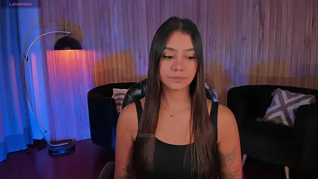 Snapshot of AllyJensen chatting on November 11, 10:37 am AllyJensen online show from November 11, 10:37 am