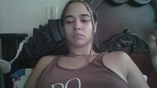 Snapshot of trianabell chatting on November 2, 2:41 pm trianabell online show from November 2, 2:41 pm