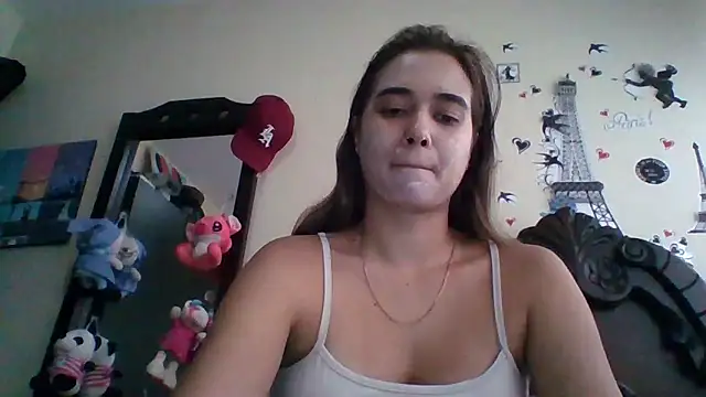 Snapshot of trianabell chatting on November 6, 4:19 pm trianabell online show from November 6, 4:19 pm