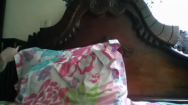 Snapshot of trianabell chatting on November 29, 6:33 pm trianabell online show from November 29, 6:33 pm