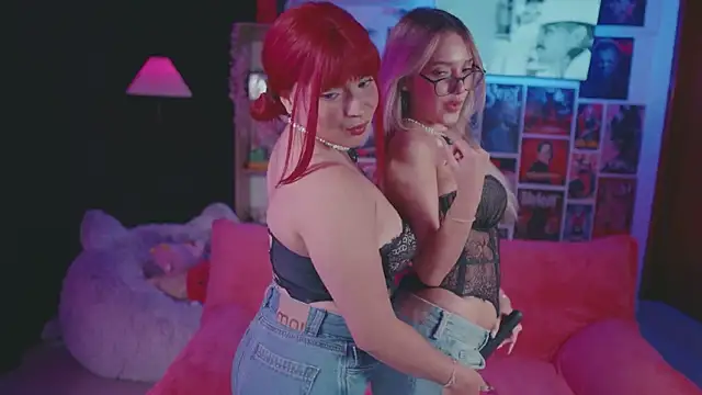 Snapshot of sensualkattt chatting on November 23, 1:38 am sensualkattt online show from November 23, 1:38 am