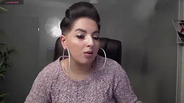 BustyAllyy online show from February 24, 12:20 am