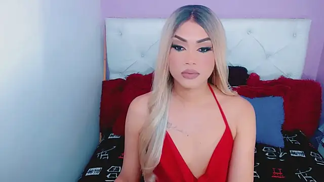 Snapshot of Amanda_bigx chatting on November 1, 4:14 am Amanda bigx online show from November 1, 4:14 am