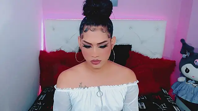 Snapshot of Amanda_bigx chatting on November 28, 5:21 am Amanda bigx online show from November 28, 5:21 am