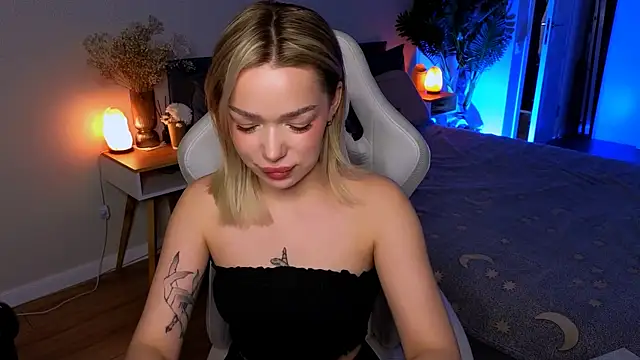 Lily Yin online show from January 19, 5:55 am