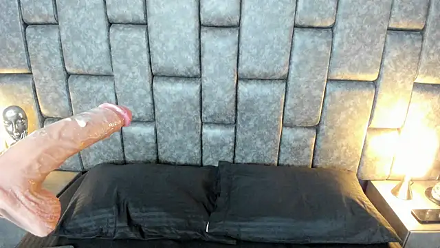 Foxy Assh  online show from February 28, 11:25 am