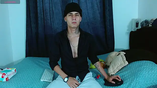 Bastiaan 28 online show from December 22, 10:29 pm