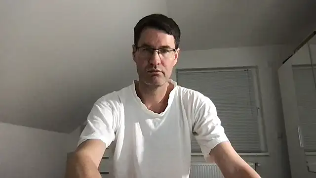 zxzx cam1 online show from December 31, 8:34 pm