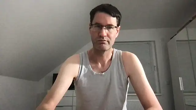 zxzx cam1 online show from January 18, 11:44 pm