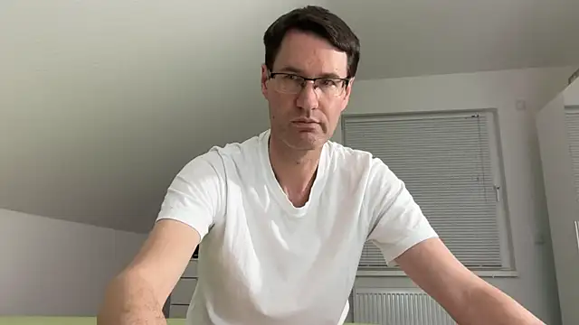 zxzx cam1 online show from March 17, 4:10 pm