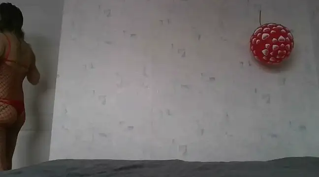 Snapshot of AngelinaLove28 chatting on February 6, 7:56 am AngelinaLove28 online show from February 6, 7:56 am