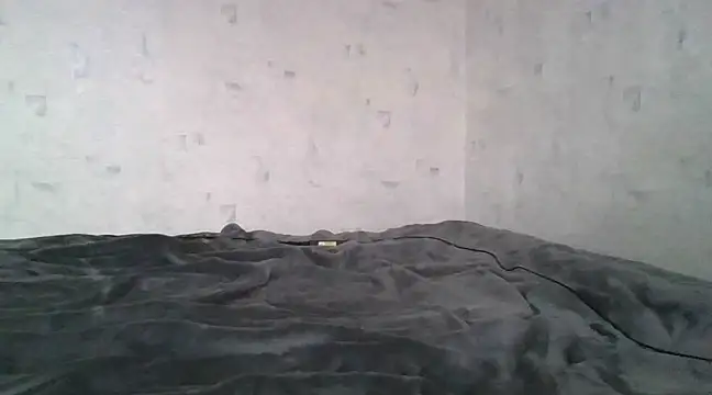 Snapshot of AngelinaLove28 chatting on March 13, 1:40 pm AngelinaLove28 online show from March 13, 1:40 pm
