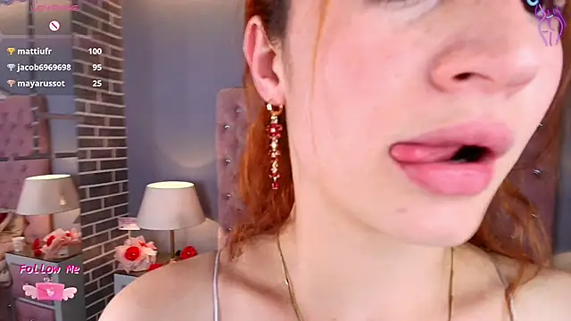 Snapshot of AdelaineBest chatting on February 20, 2:46 pm AdelaineBest online show from February 20, 2:46 pm