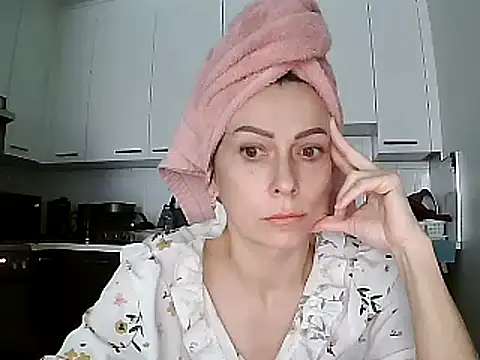 Snapshot of anechka1 chatting on December 9, 3:33 pm anechka1 online show from December 9, 3:33 pm