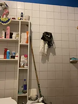 canderodrig777 online show from February 13, 2:20 pm