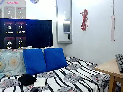 Snapshot of bubis_laru53 chatting on January 24, 3:34 pm bubis laru53 online show from January 24, 3:34 pm